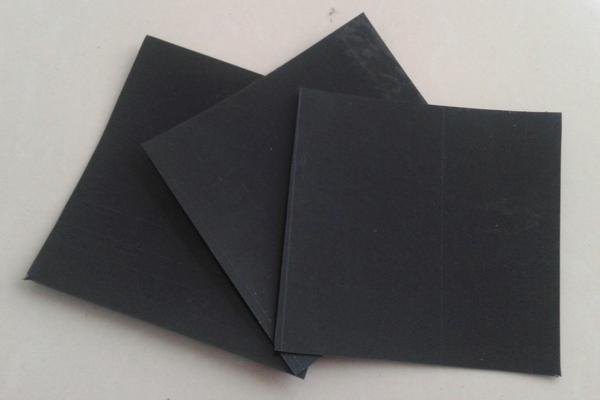 土工膜與土工布包邊加固法的作用及優(yōu)勢(shì)分析