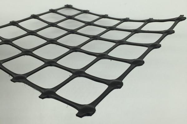 土工合成材料在基礎(chǔ)建設(shè)中的應(yīng)用解析 第3張