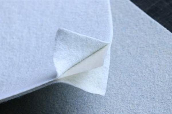 600g復(fù)合土工膜厚度是多少