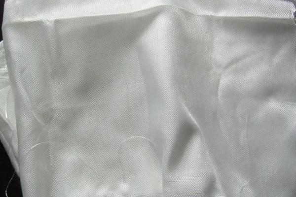 高強(qiáng)加筋土工布的布置方法  第3張